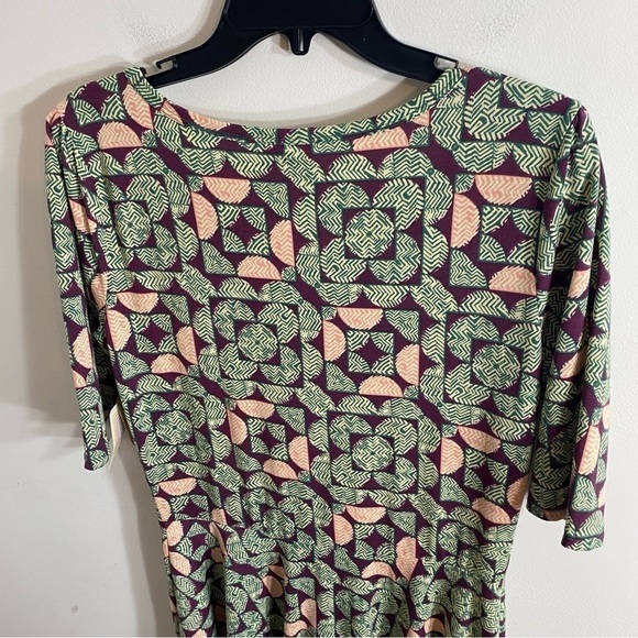 Lularoe Dress Green Pink Abstract Dress NEW XL Short Sleeve Midi - Picture 10 of 10